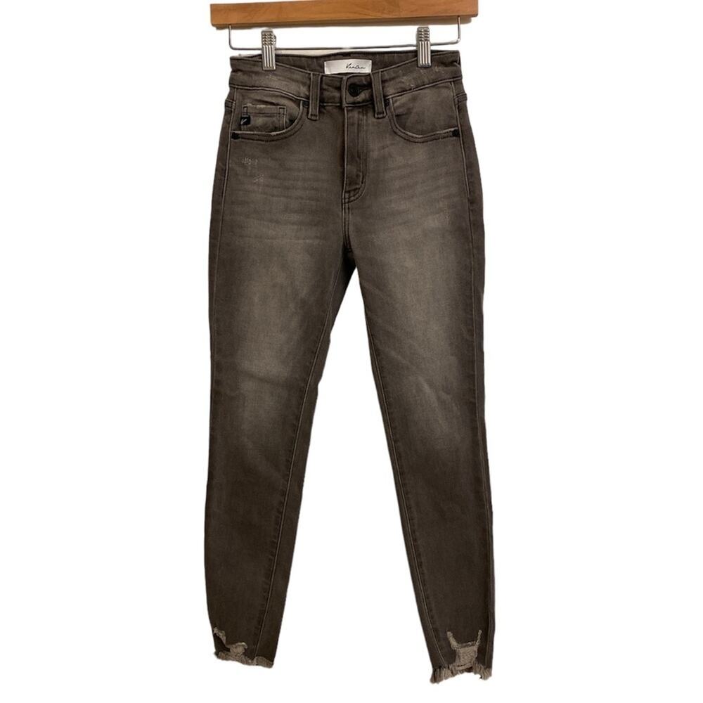 KanCan Estilo Mid Rise Distressed Gray Skinny Cropped Jeans